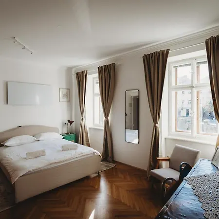Ferienwohnung The Muse' Hideaway Laibach Exterior foto